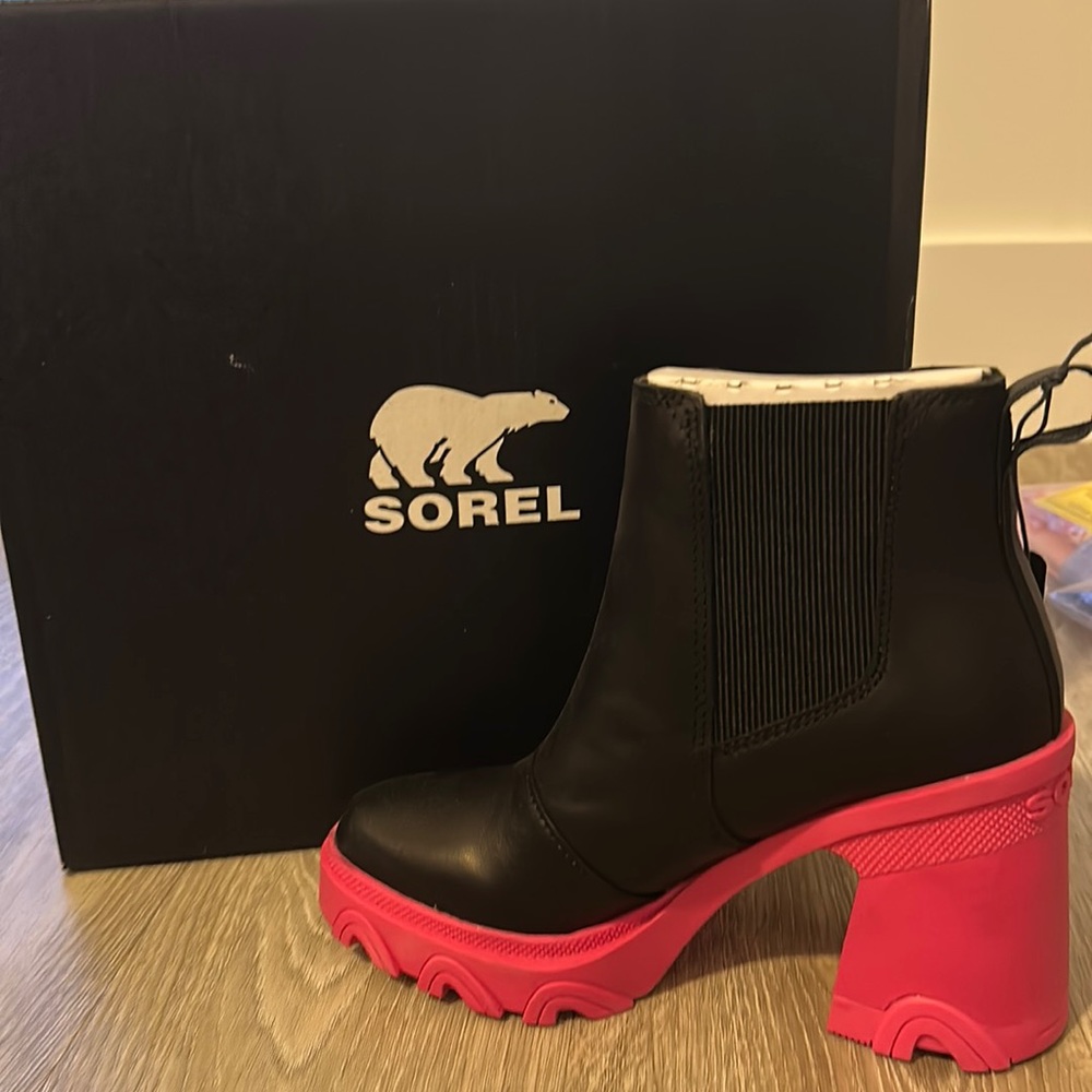 SOREL Brex Heel Chelsea Boot